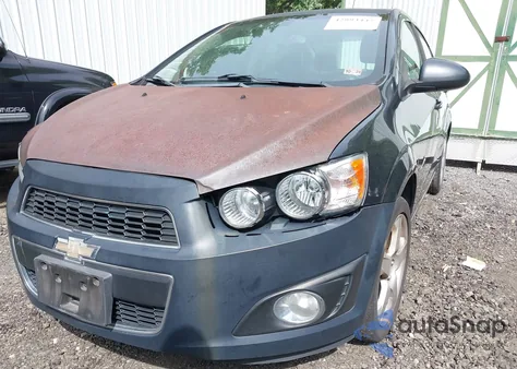 2015 Chevrolet Sonic Ltz Auto z USA, uszkodzony, nr VIN 1G1JE5SB0F4166756